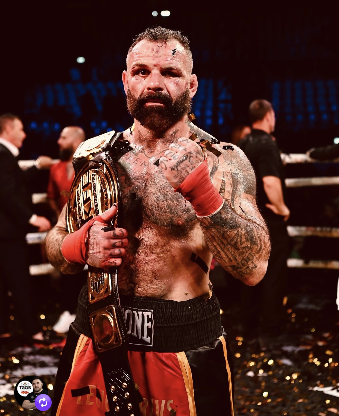 Alessio Sakara con la cintura da campione